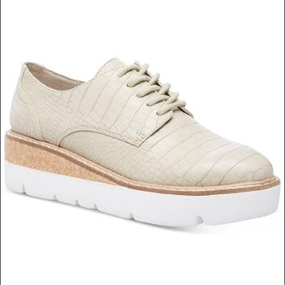 Steve Madden Wrenley Faux Crox Print tan Oxford